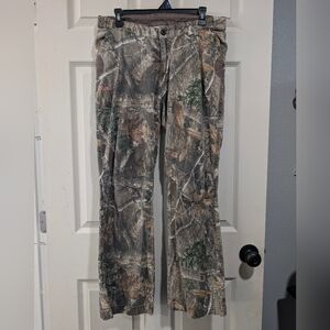 Magellan Outdoors Camouflage Pants, Pink Details